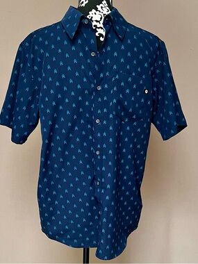 MARMOT Men’s Lykken Artic Navy Arrow Performance Hiking Shirt